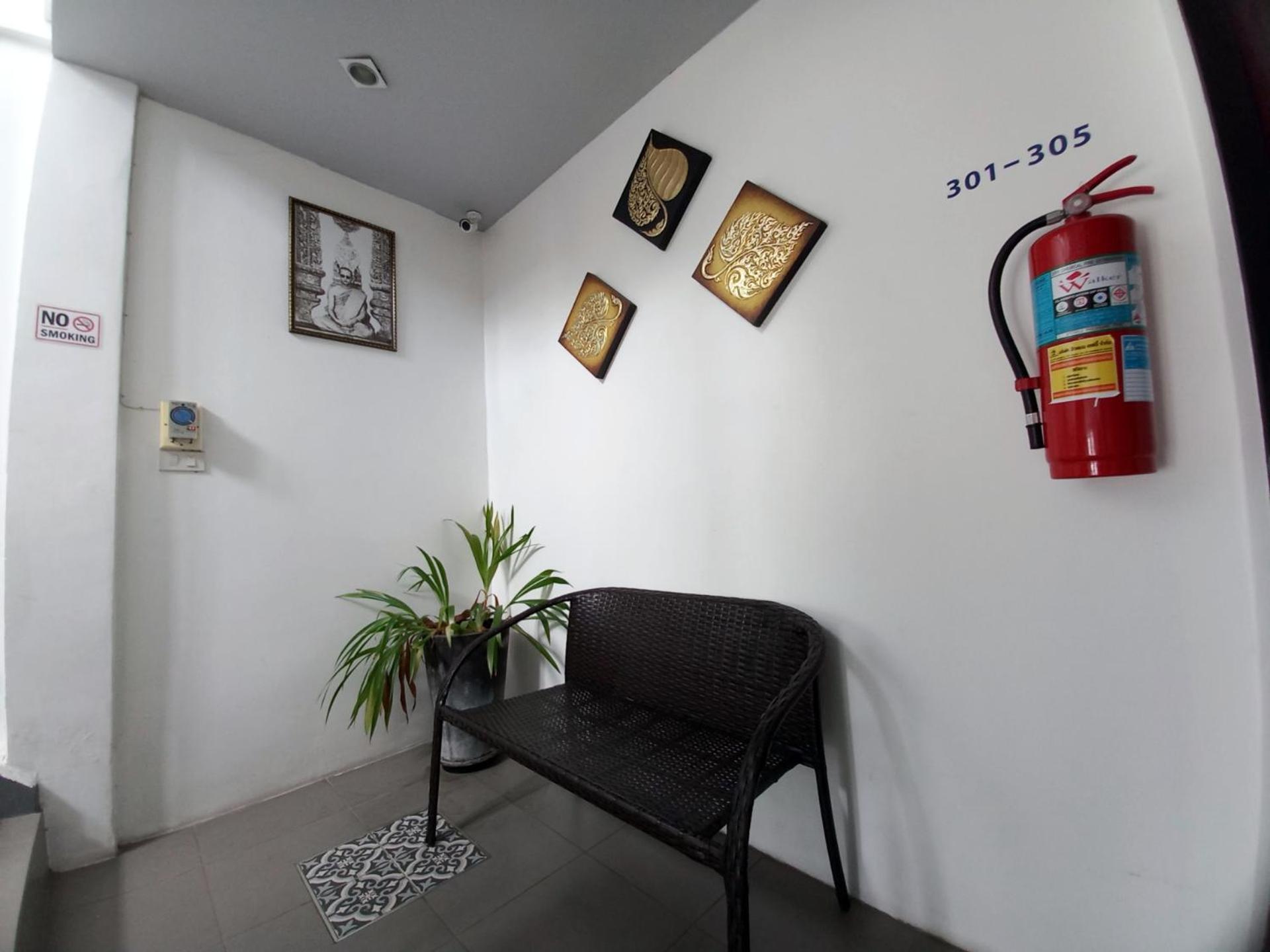 In Phuket House Hotel Exterior photo